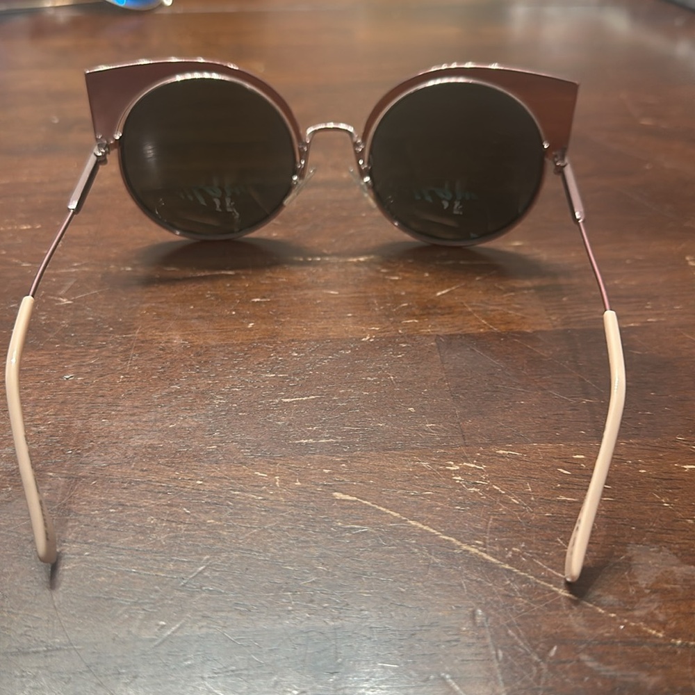 FENDI - Picture 6 of 7